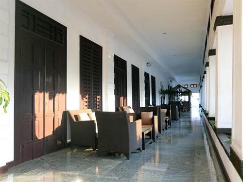 Hotel Merdeka Kediri Kediri  Exteriér fotografie